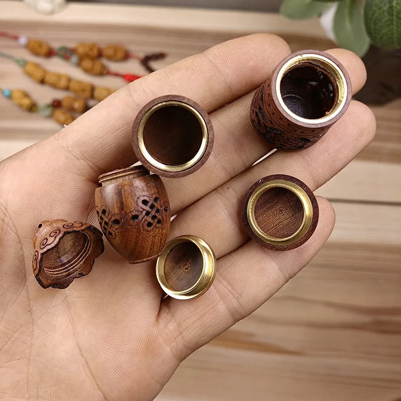 Wood Hollow Carved Aromatherap - огляд і ціна Diffuser Necklace Locket